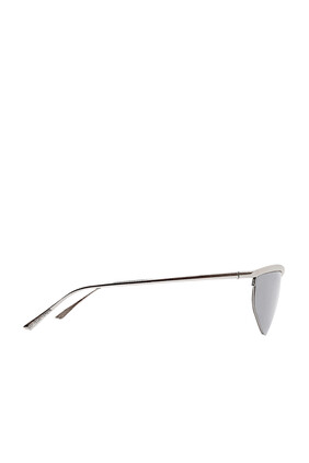نظارة شمسية بتصميم بيضاوي